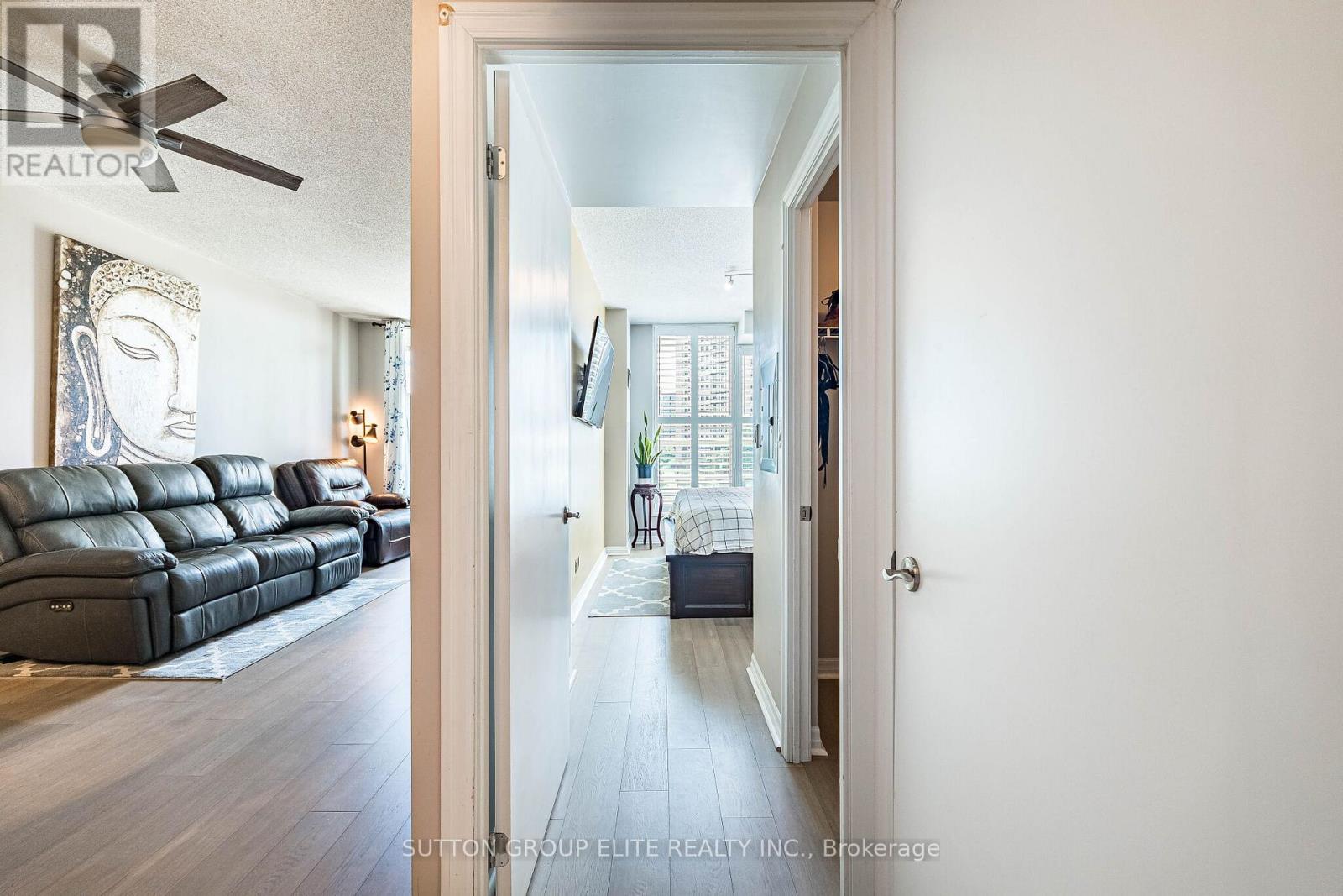 #308 1359 RATHBURN ROAD E - 28