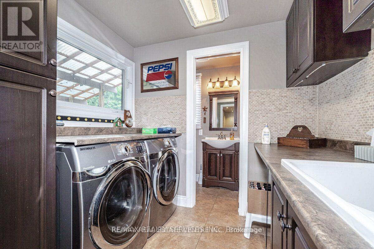 104 KENNEDY ROAD - 14