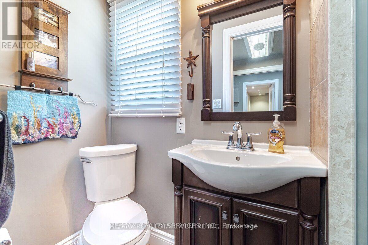 104 KENNEDY ROAD - 16