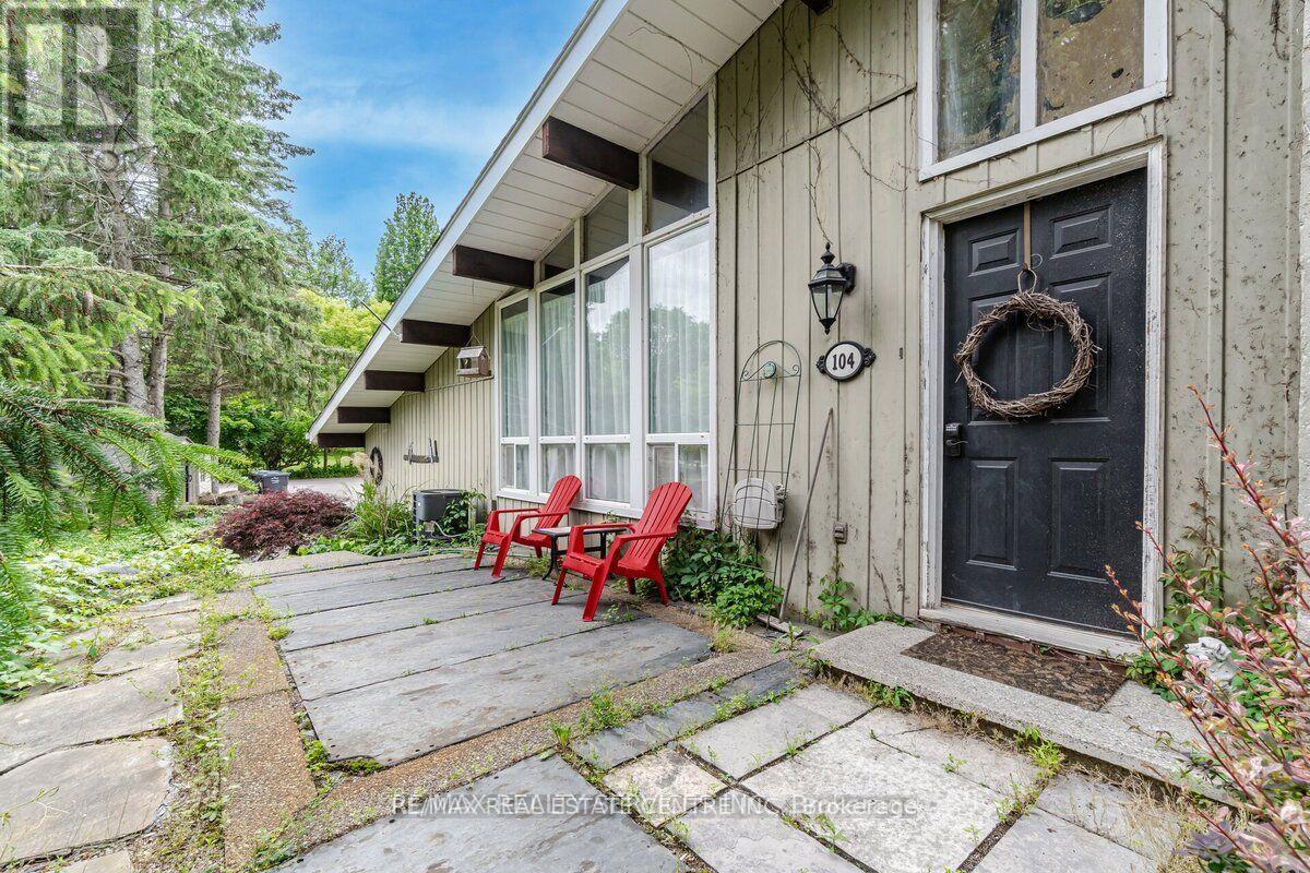 104 KENNEDY ROAD - 28