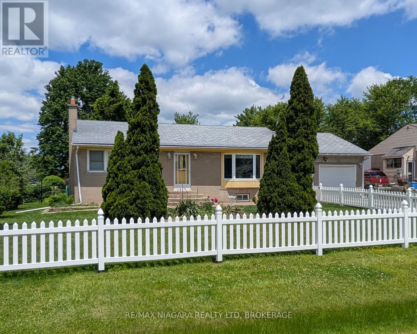 2882 WESTBROOK AVENUE - 1