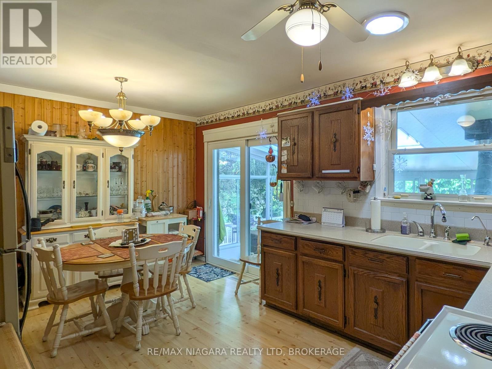2882 WESTBROOK AVENUE - 12