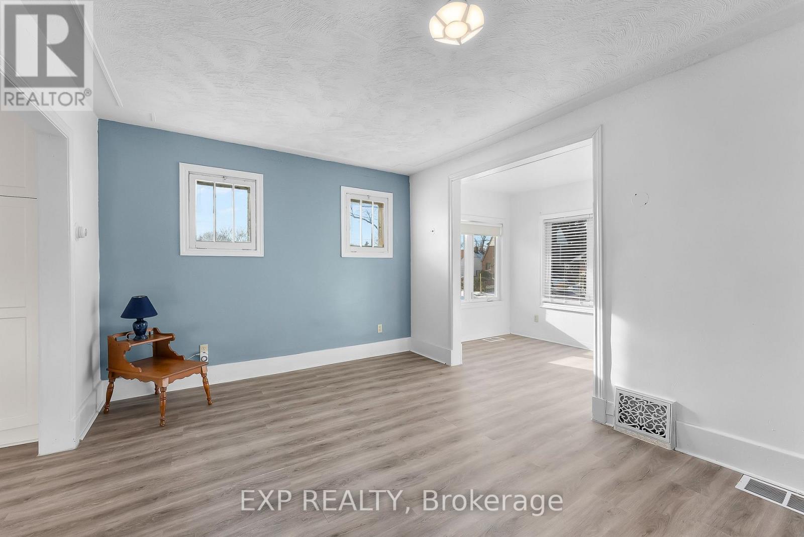 5932 CARLTON AVENUE - 6