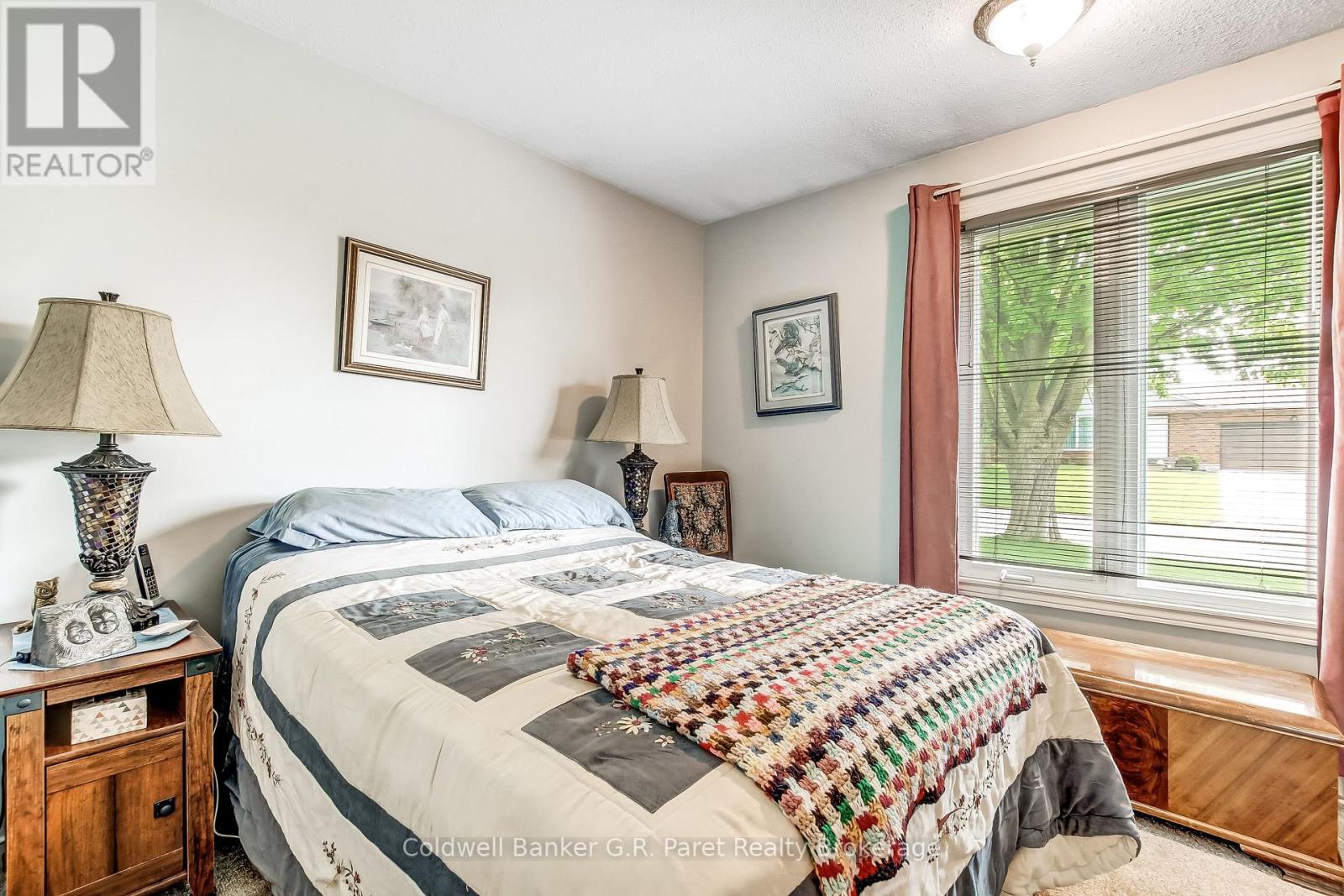 27 WOODCOCK DRIVE - 11