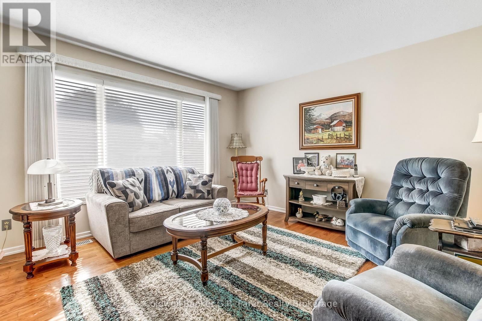 27 WOODCOCK DRIVE - 6