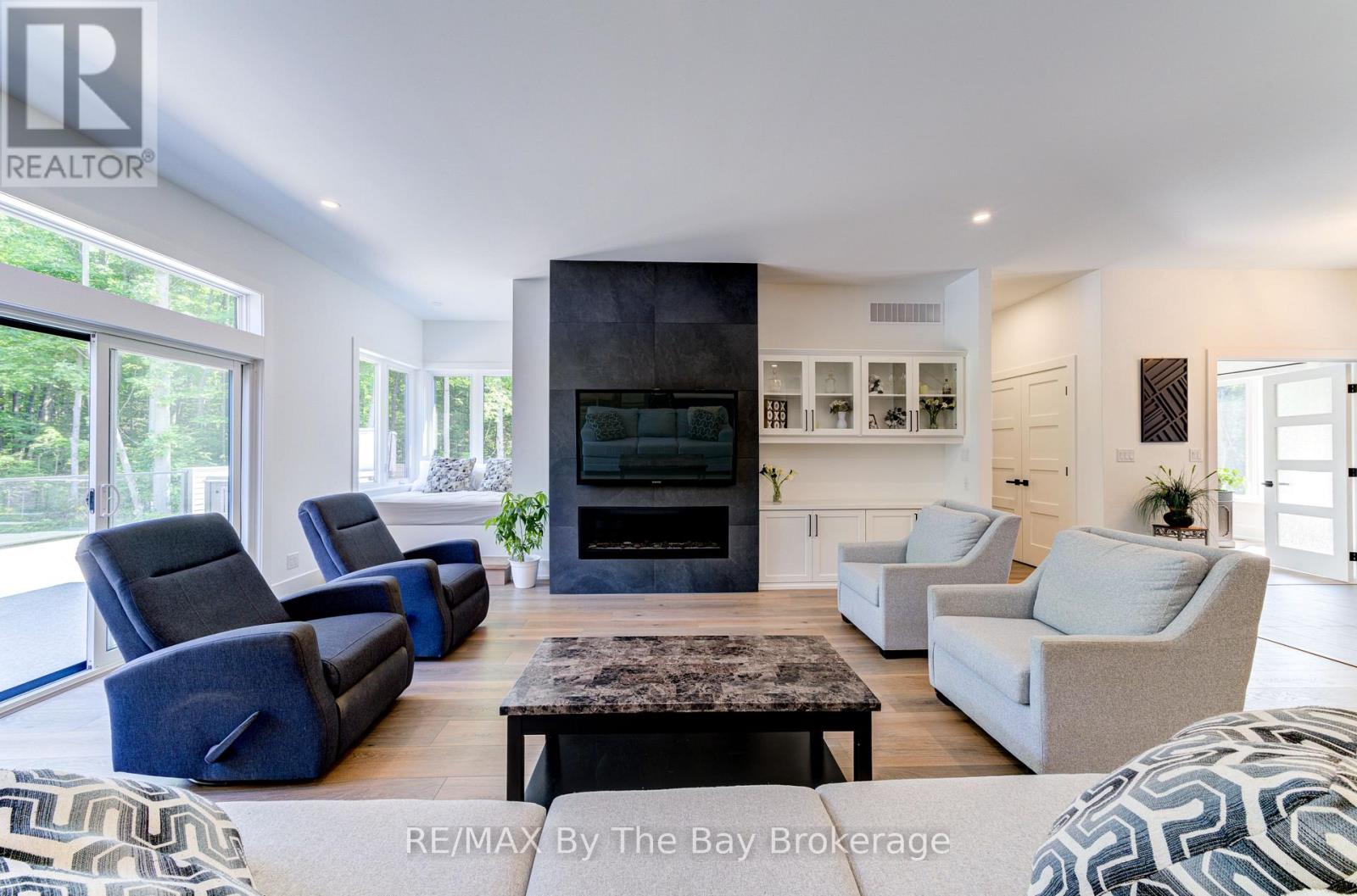 95 SPRUCE STREET - 14