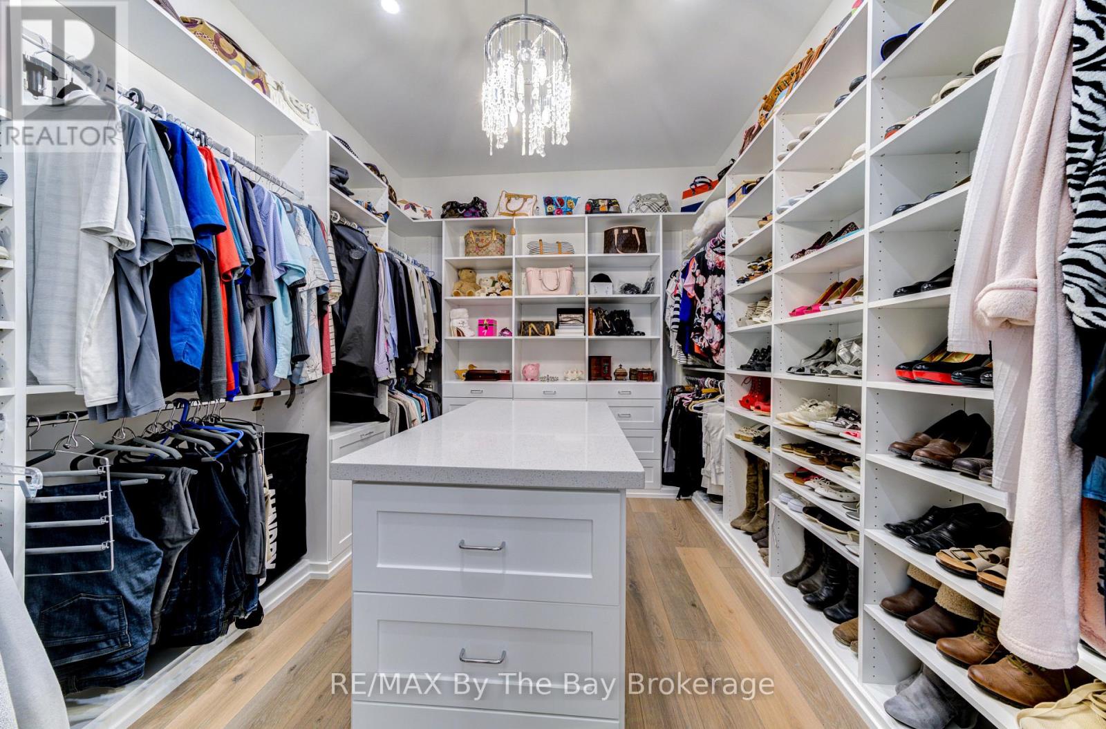 95 SPRUCE STREET - 22