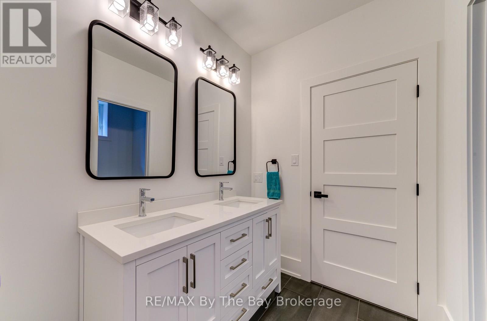 95 SPRUCE STREET - 37