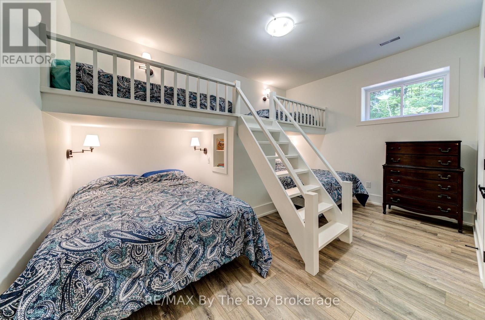 95 SPRUCE STREET - 41