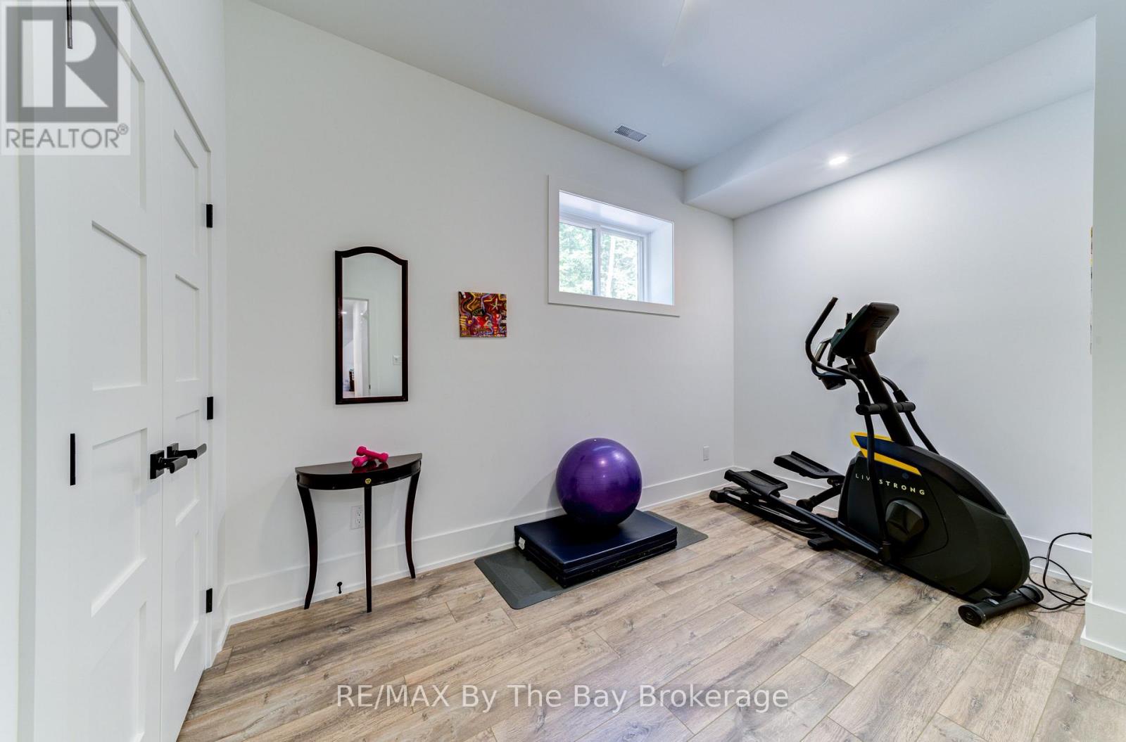 95 SPRUCE STREET - 43
