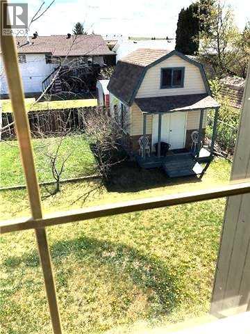 9105 96 Ave - 29