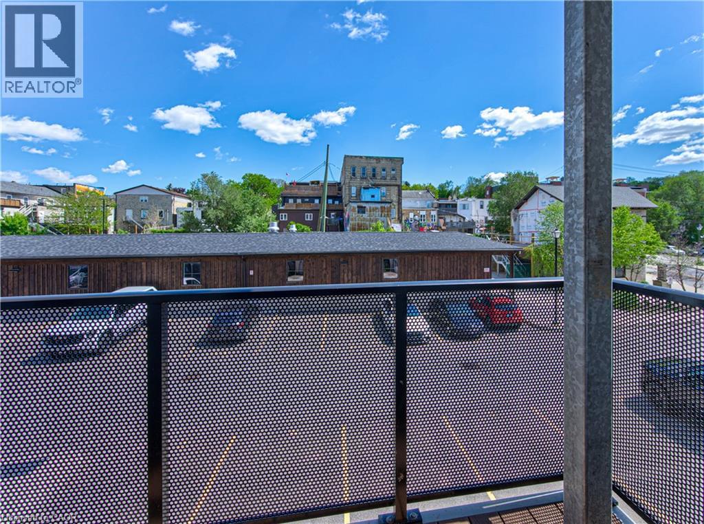 #201 19 GUELPH Avenue - 36