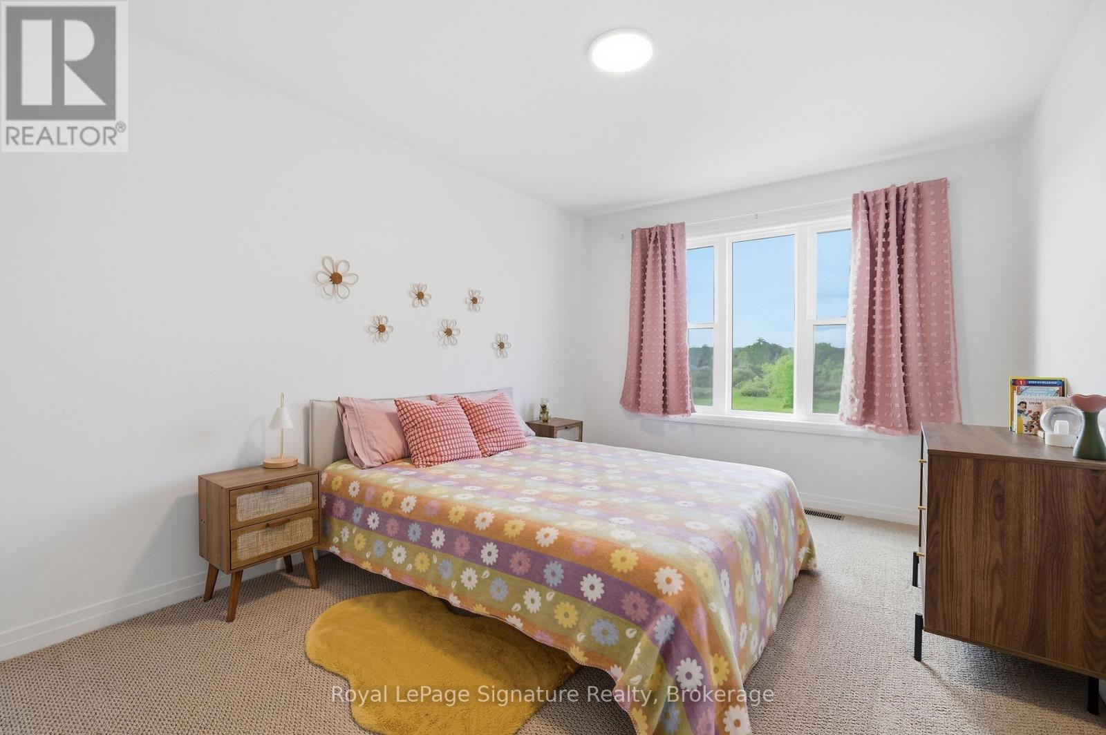 172 EQUALITY DRIVE - 26