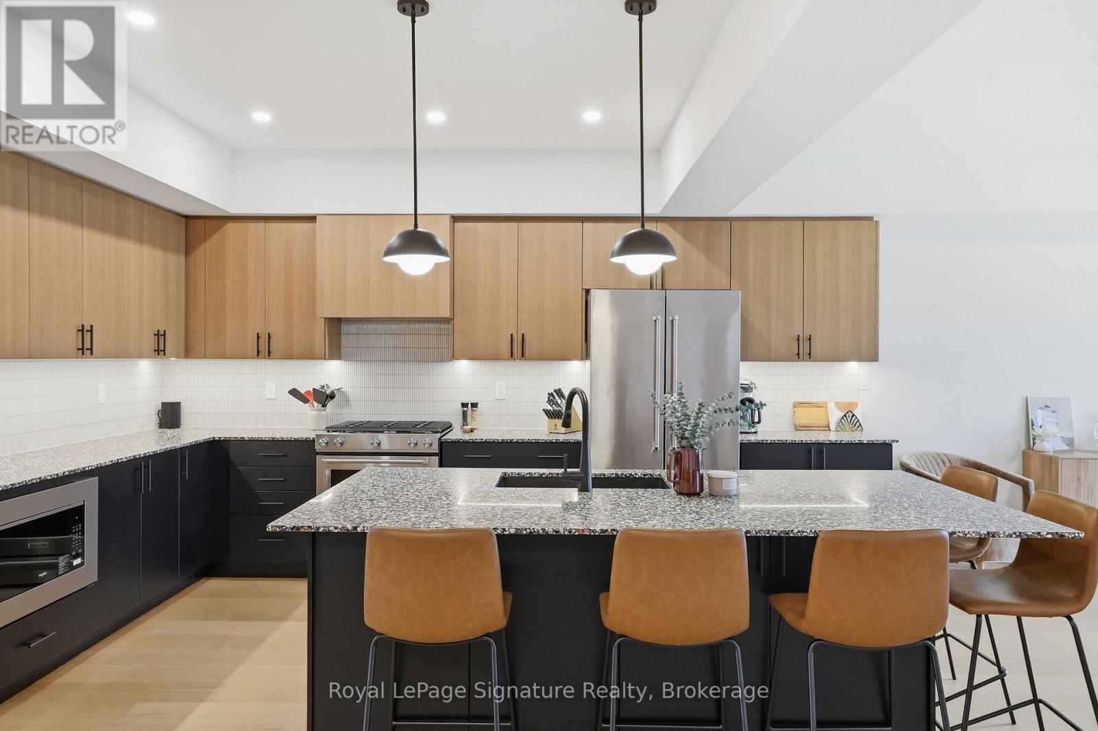 172 EQUALITY DRIVE - 8