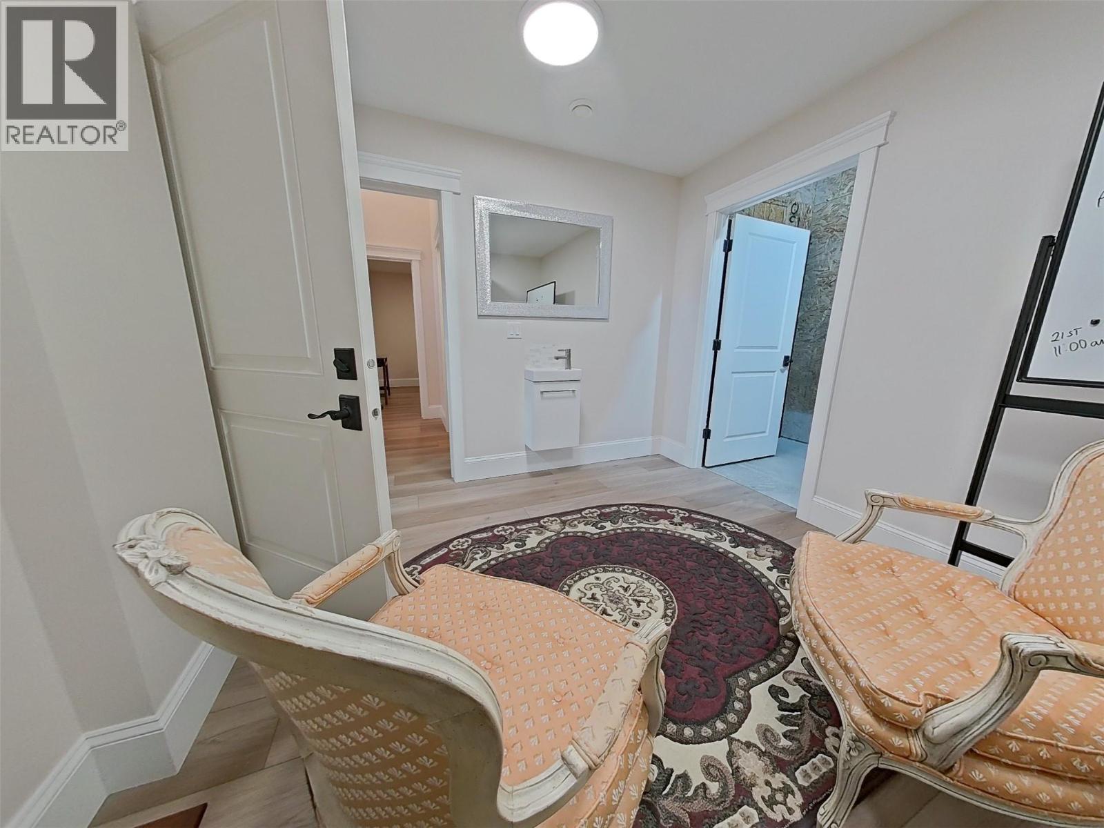 1578 MT FISHER Crescent - 61