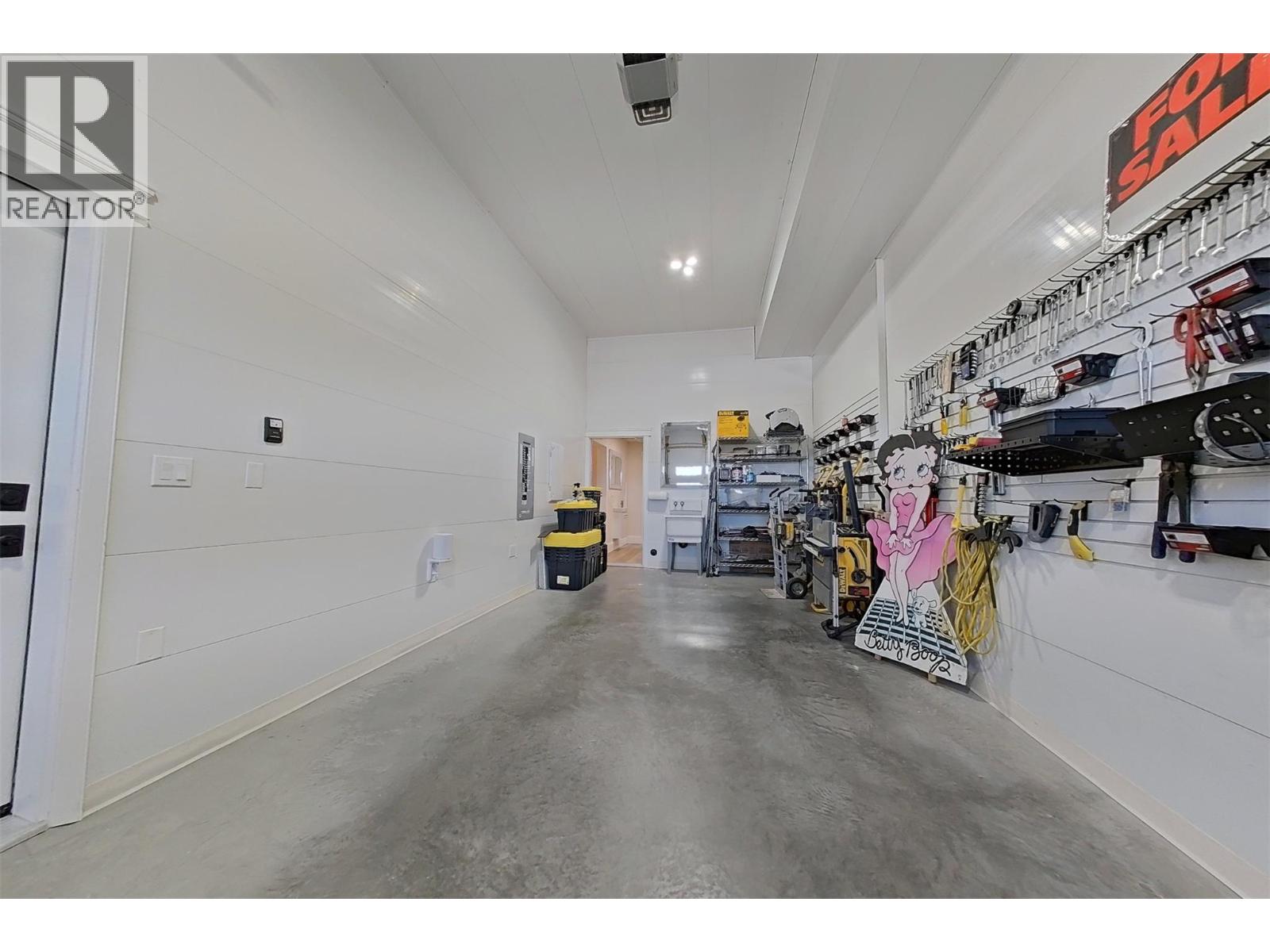1578 MT FISHER Crescent - 65