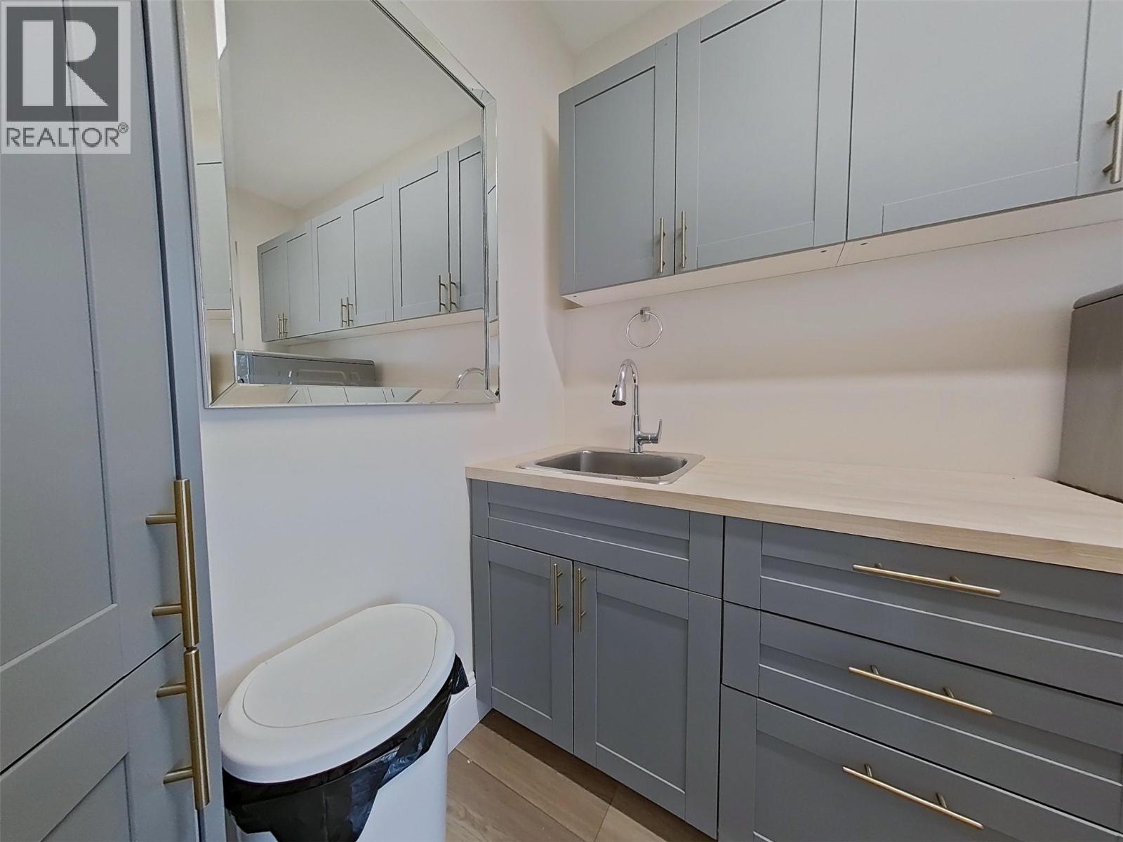 1578 MT FISHER Crescent - 27