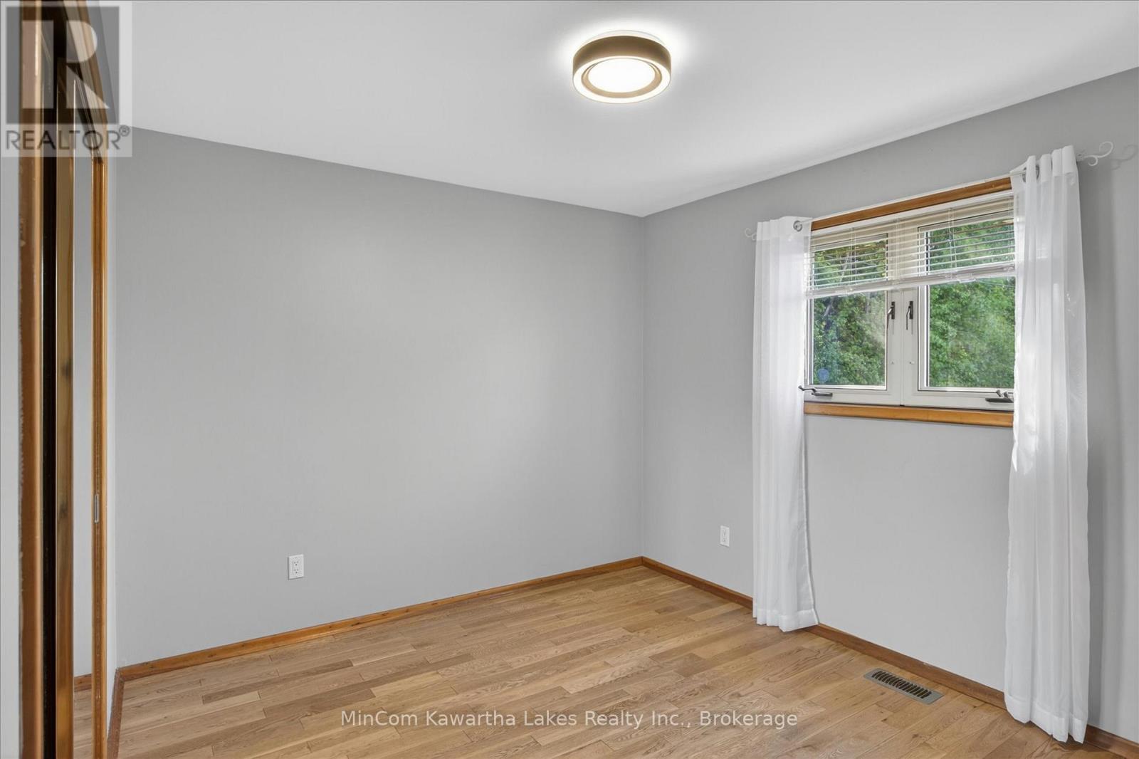 948 ST PAULS STREET - 18