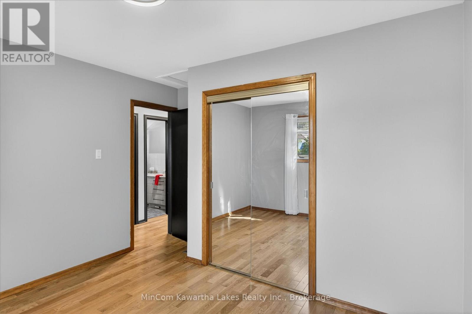 948 ST PAULS STREET - 19