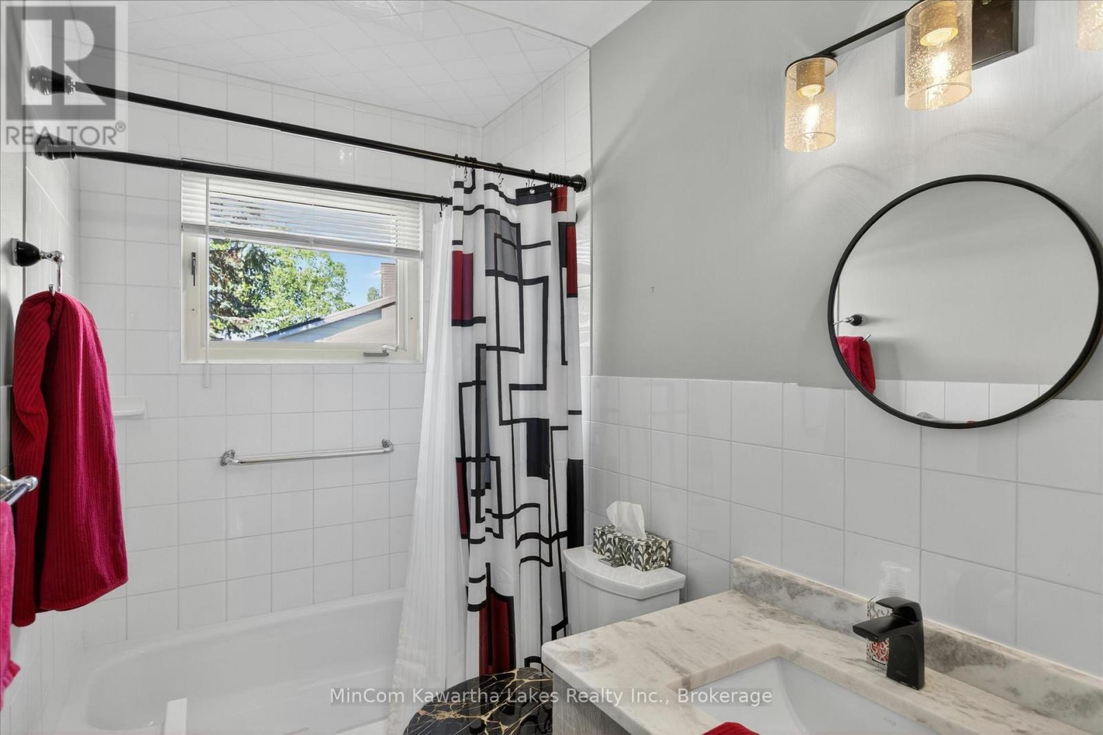 948 ST PAULS STREET - 20