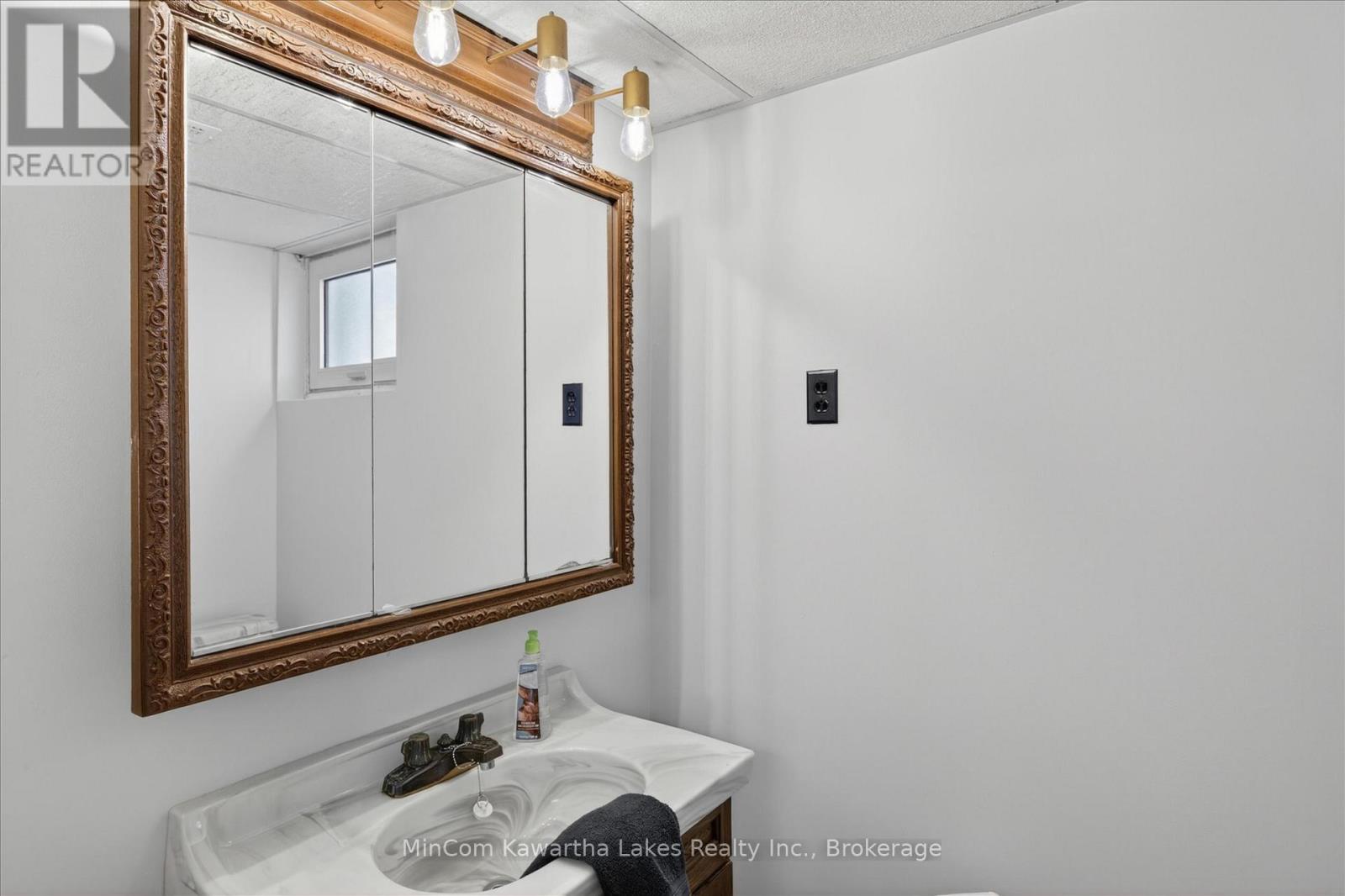948 ST PAULS STREET - 32