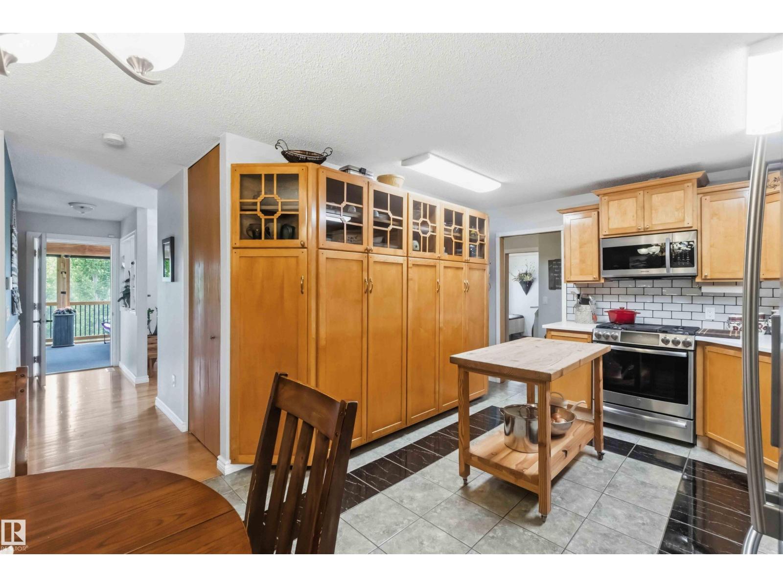 #253 22112 TWP ROAD 531 - 14