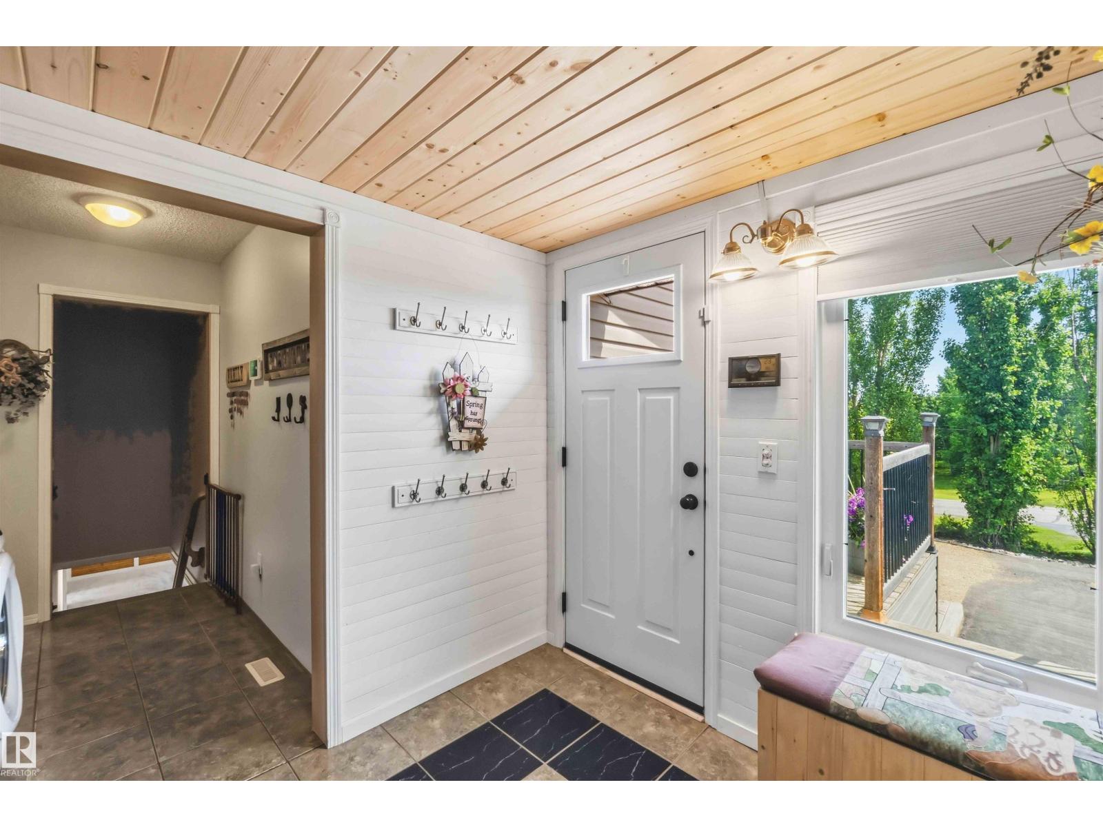 #253 22112 TWP ROAD 531 - 5