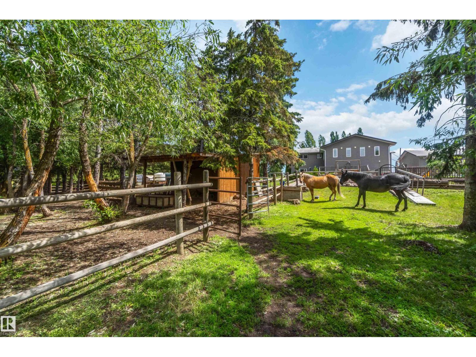 #253 22112 TWP ROAD 531 - 52