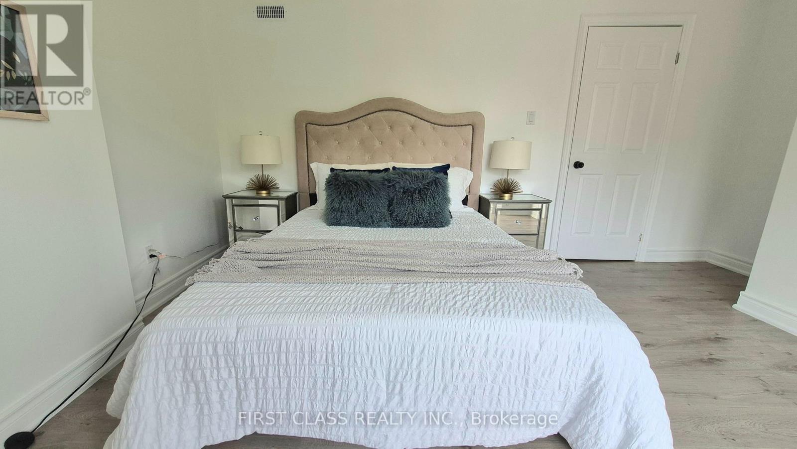 356 WALLACE AVENUE - 27