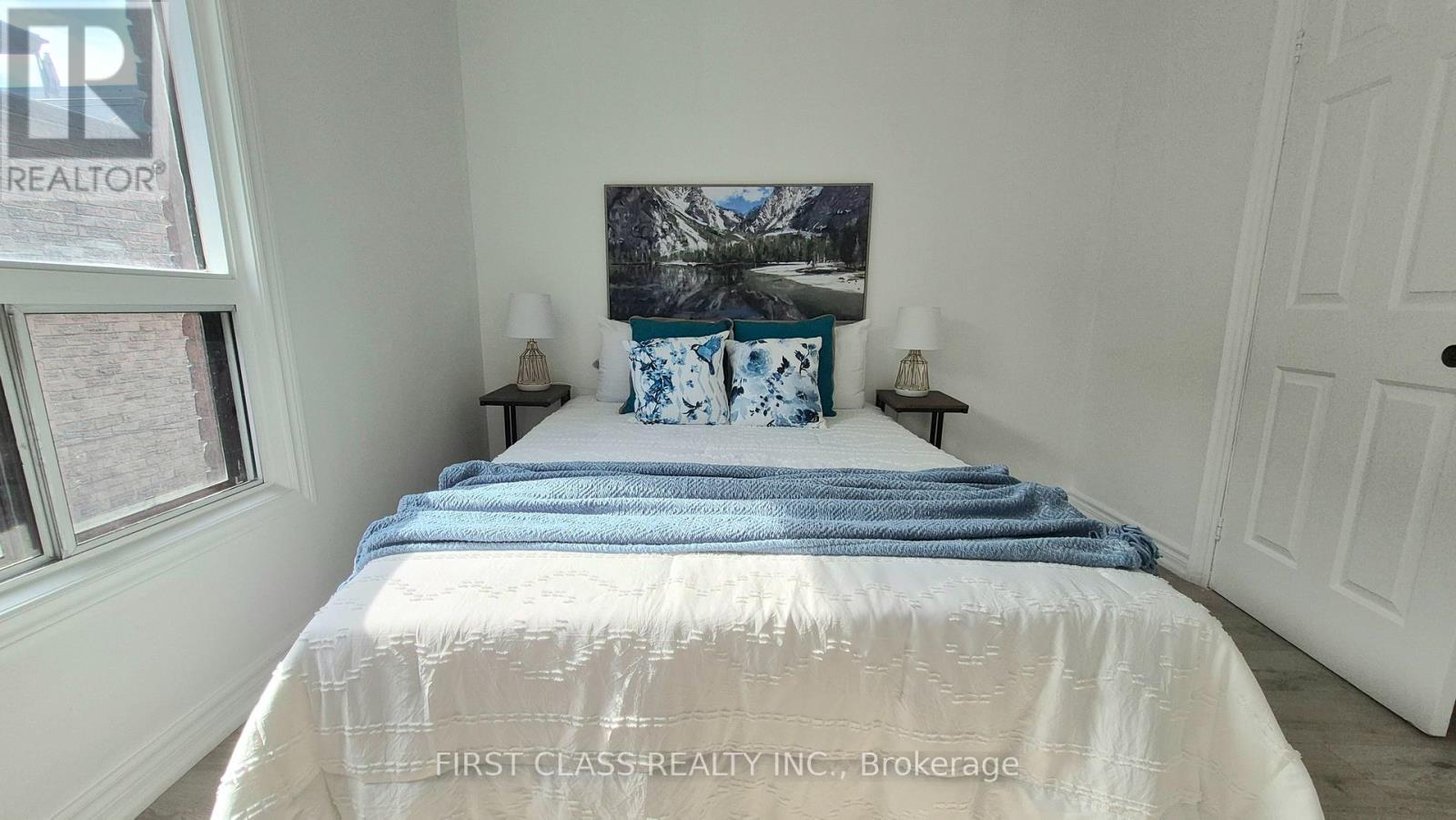 356 WALLACE AVENUE - 24