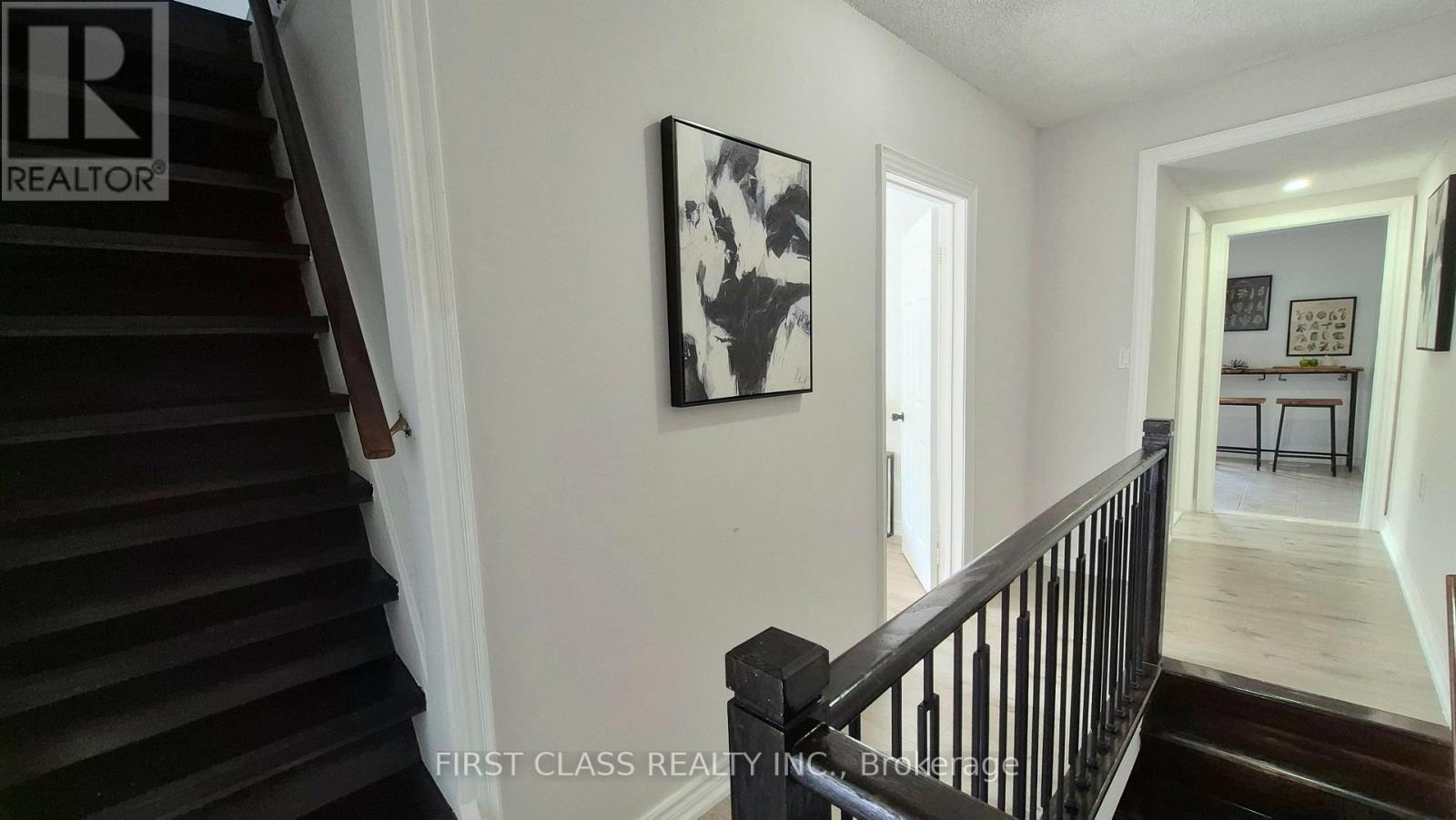 356 WALLACE AVENUE - 31