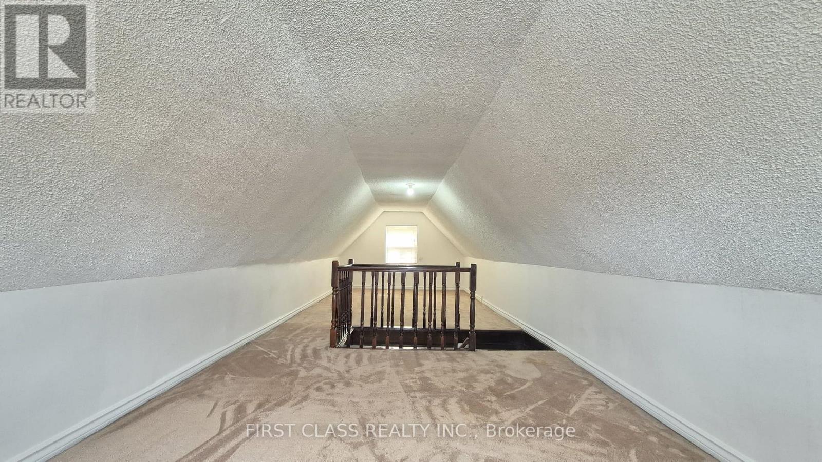 356 WALLACE AVENUE - 33