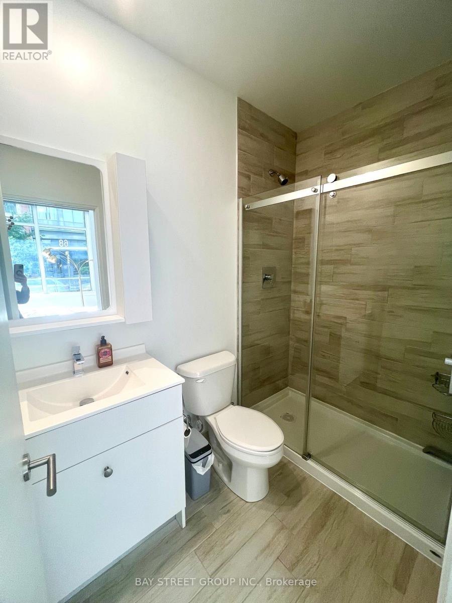 #102 75 CANTERBURY PLACE - 11