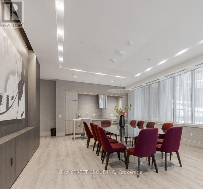 #102 75 CANTERBURY PLACE - 17