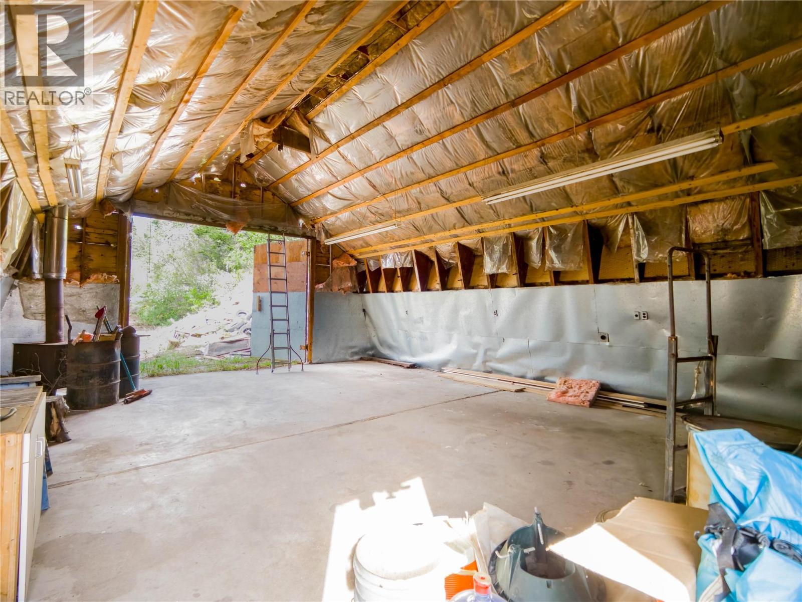 327 97A Highway - 51