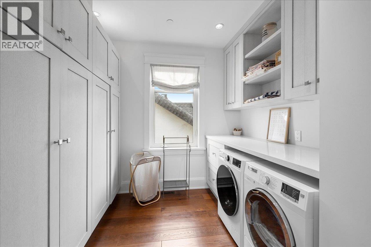 4693 W 3RD AVENUE, Vancouver