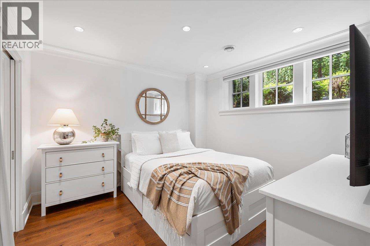 4693 W 3RD AVENUE, Vancouver