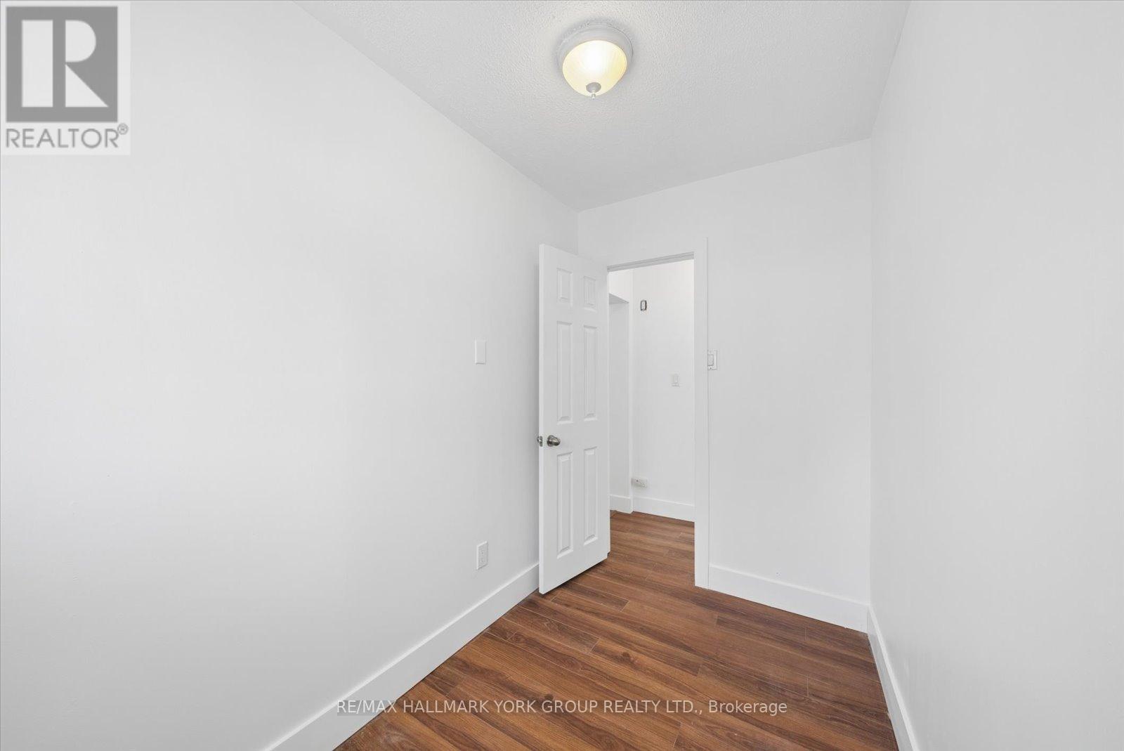 27008 KENNEDY ROAD - 16