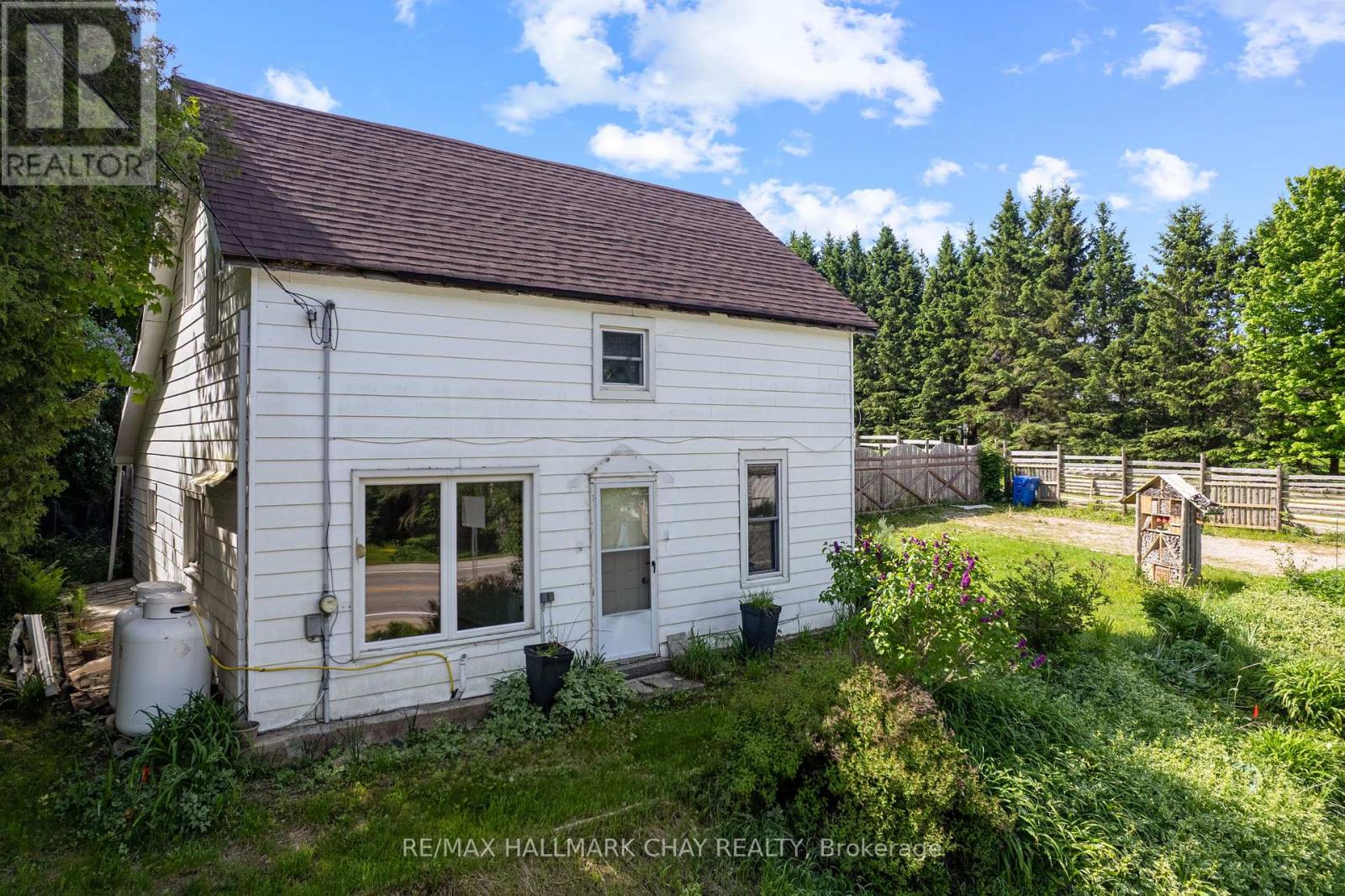 500218 GREY ROAD 12 ROAD - 21