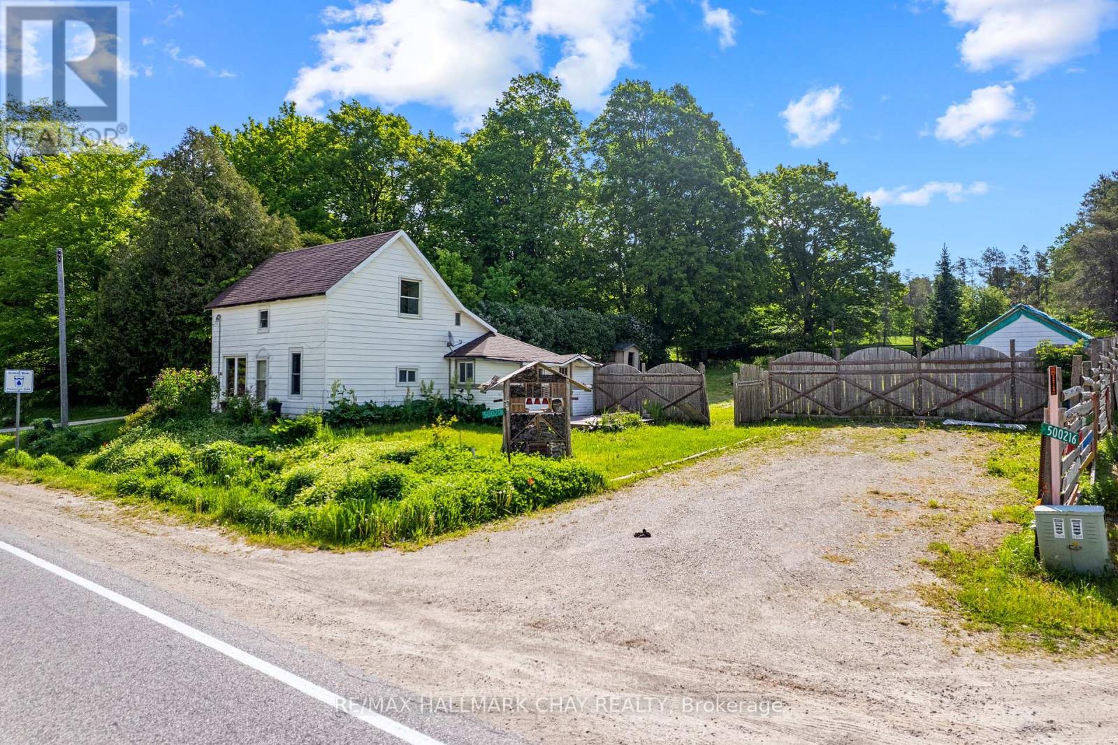 500218 GREY ROAD 12 ROAD - 22