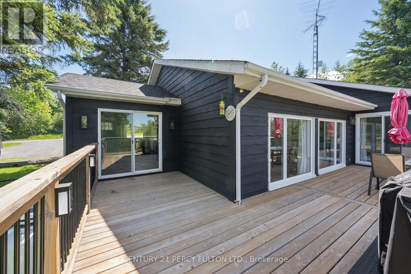 1935 PRATT'S MARINA ROAD - 29