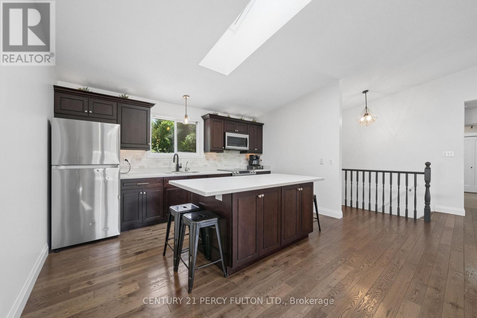 1935 PRATT'S MARINA ROAD - 9