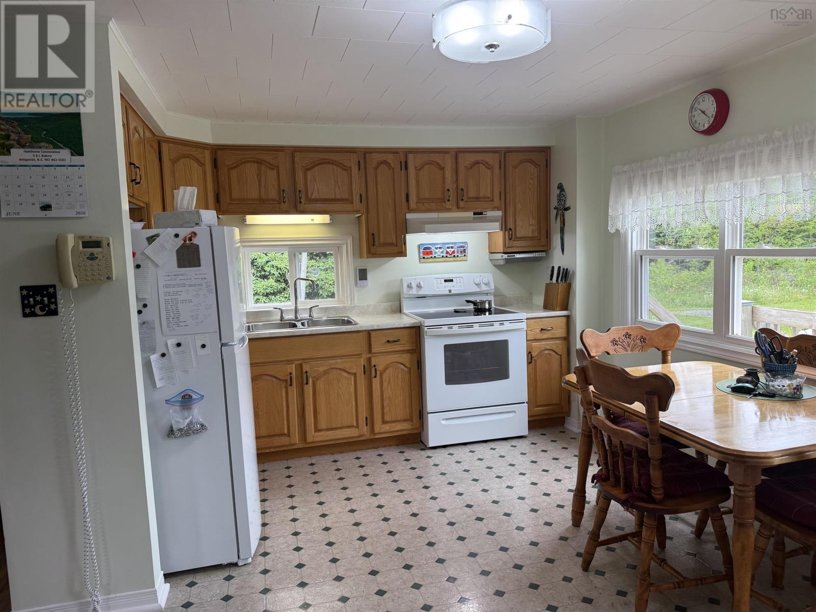 Property 7 of 28 of 228 old pinevale rd