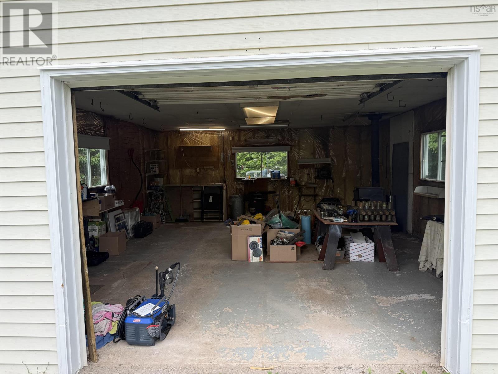 Property 21 of 28 of 228 old pinevale rd