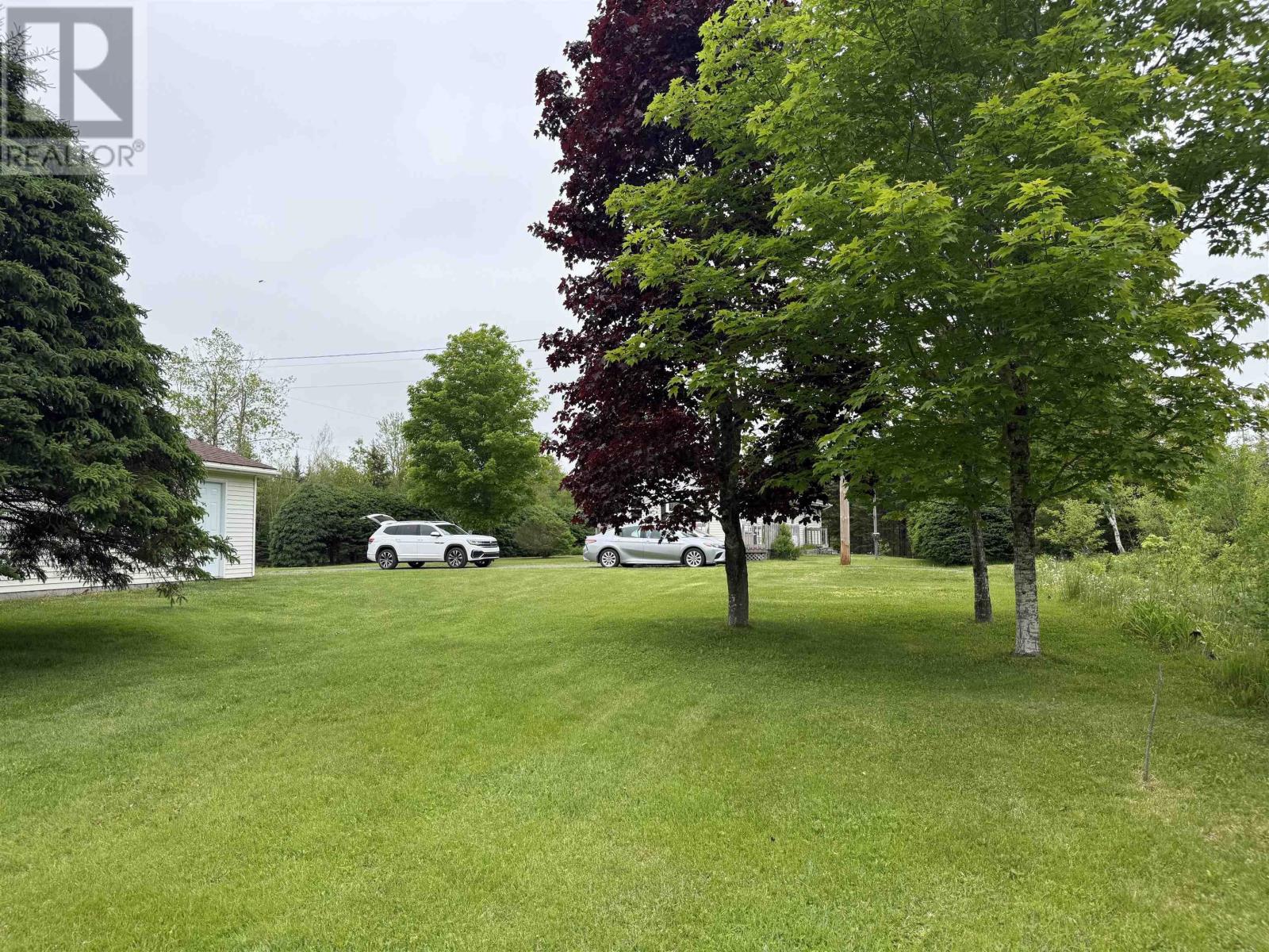 Property 24 of 28 of 228 old pinevale rd