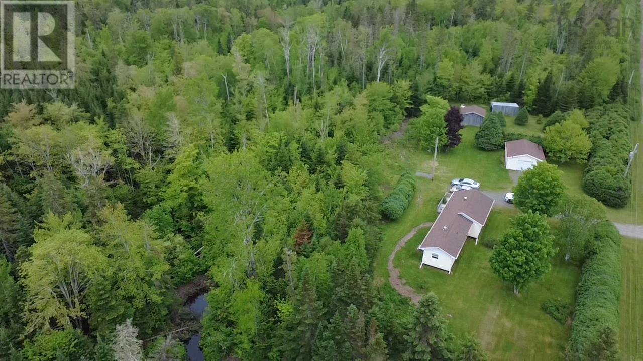 Property 27 of 28 of 228 old pinevale rd