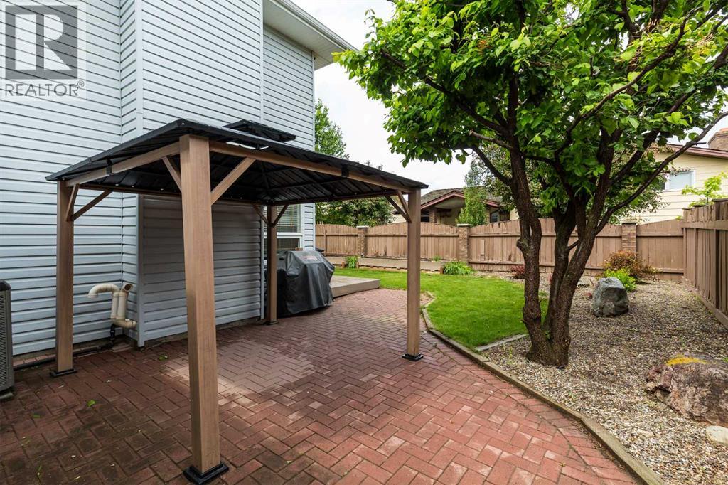 205 Kings Bay S — photo 45