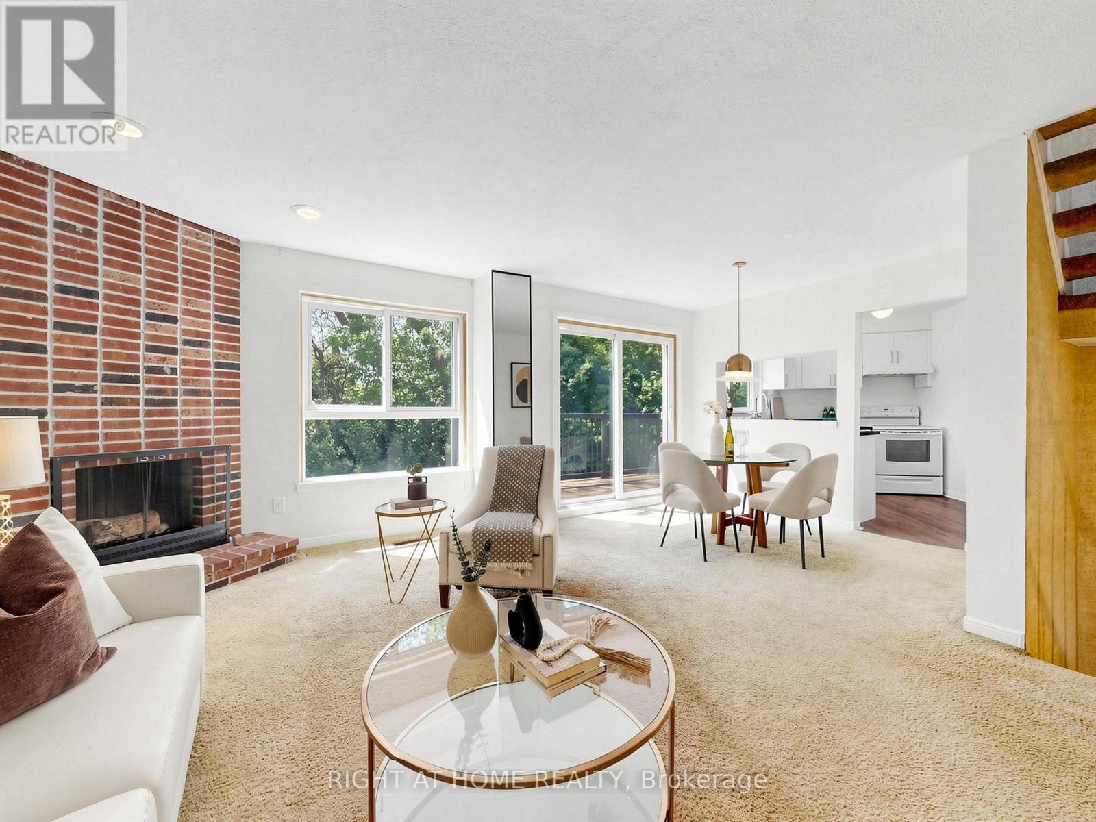 #14 20 BUDGELL TERRACE - 1