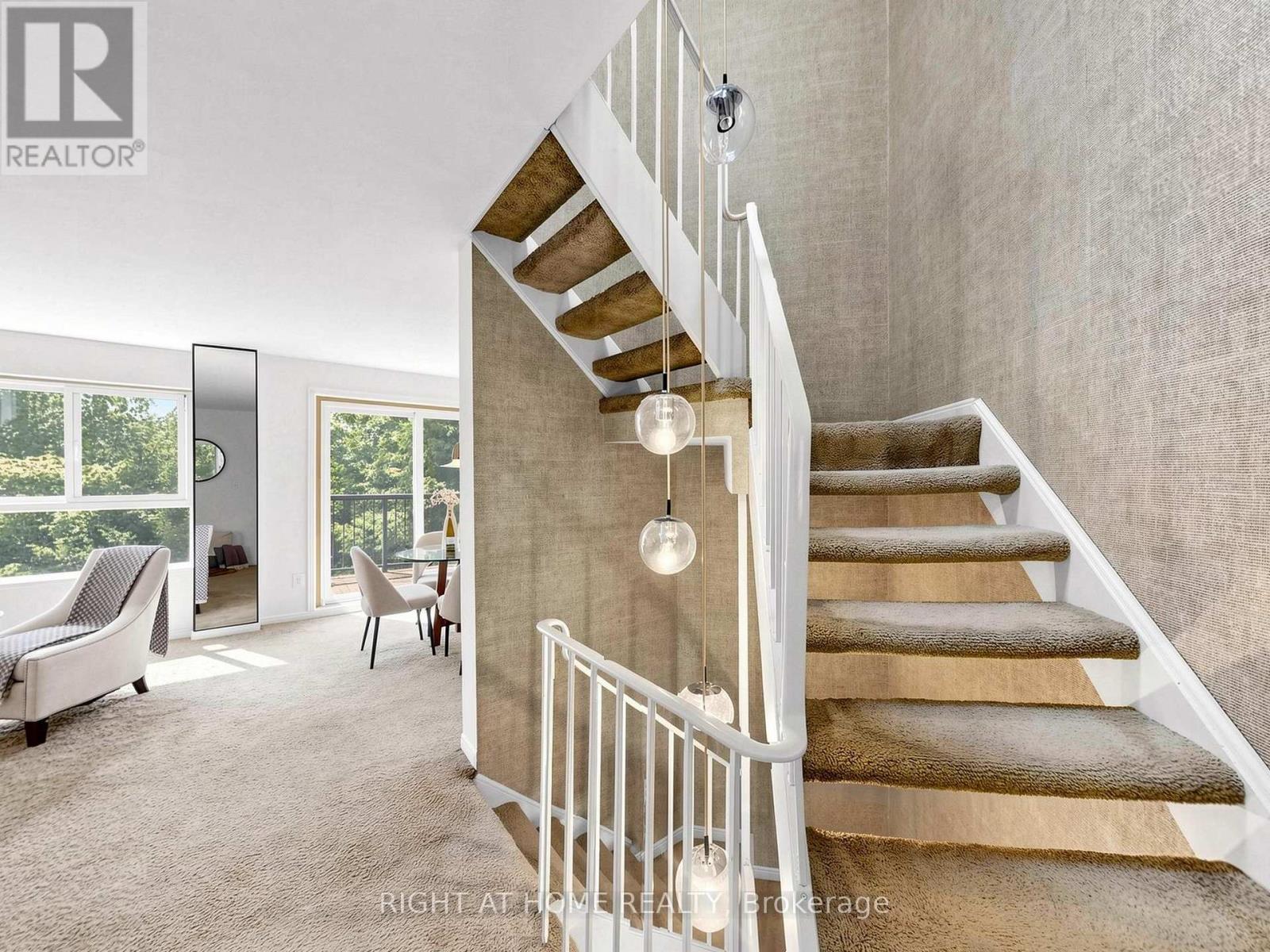 #14 20 BUDGELL TERRACE - 17