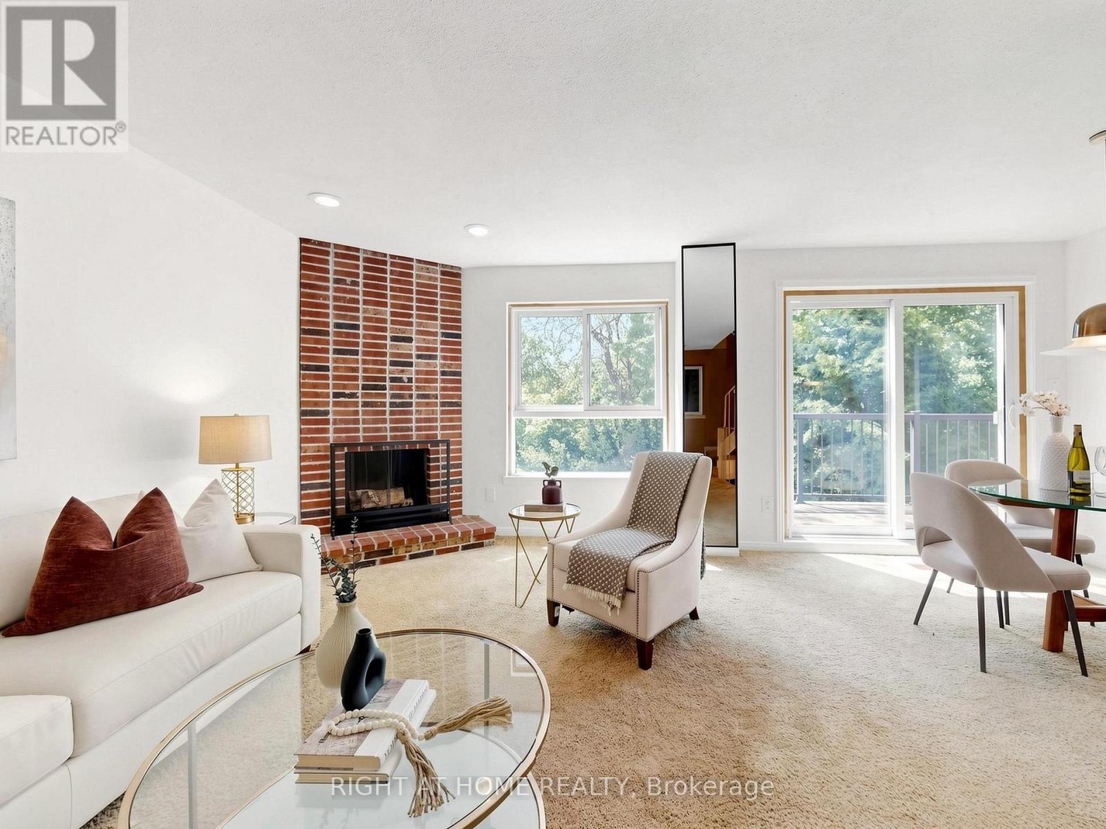 #14 20 BUDGELL TERRACE - 3